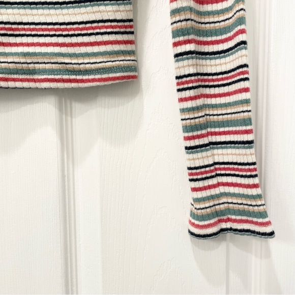 Urban Outfitters Striped Wrap Crop Top - Picture 6 of 11